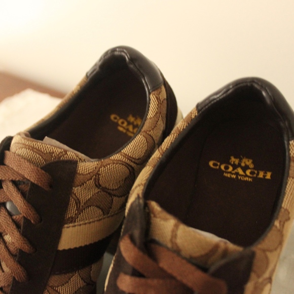 Coach Joss Signature C Brown Canvas Sneaker - Picture 4 of 8